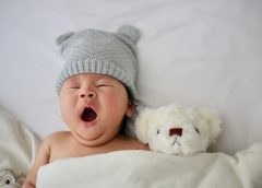 Artykuły i rzeczy dla noworodka i niemowlaka