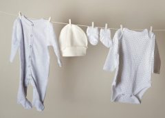 Pranie ubranek dziecięcych – jak i w czym prać ubranka noworodka