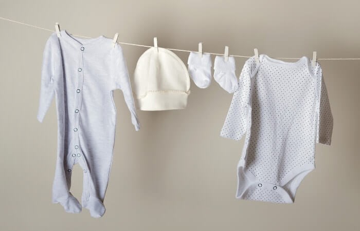 Pranie ubranek dziecięcych – jak i w czym prać ubranka noworodka